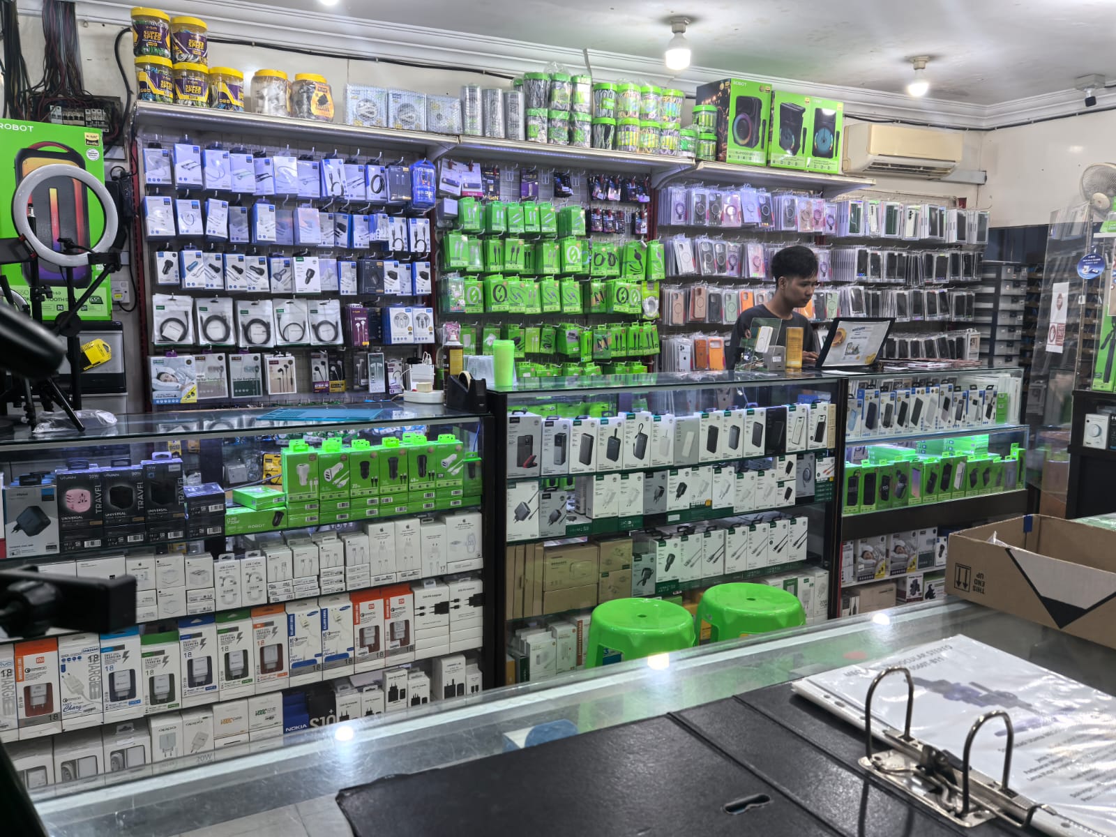 Rak accessories